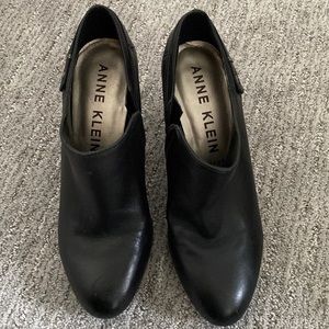 Great condition boots. Worn only a few times